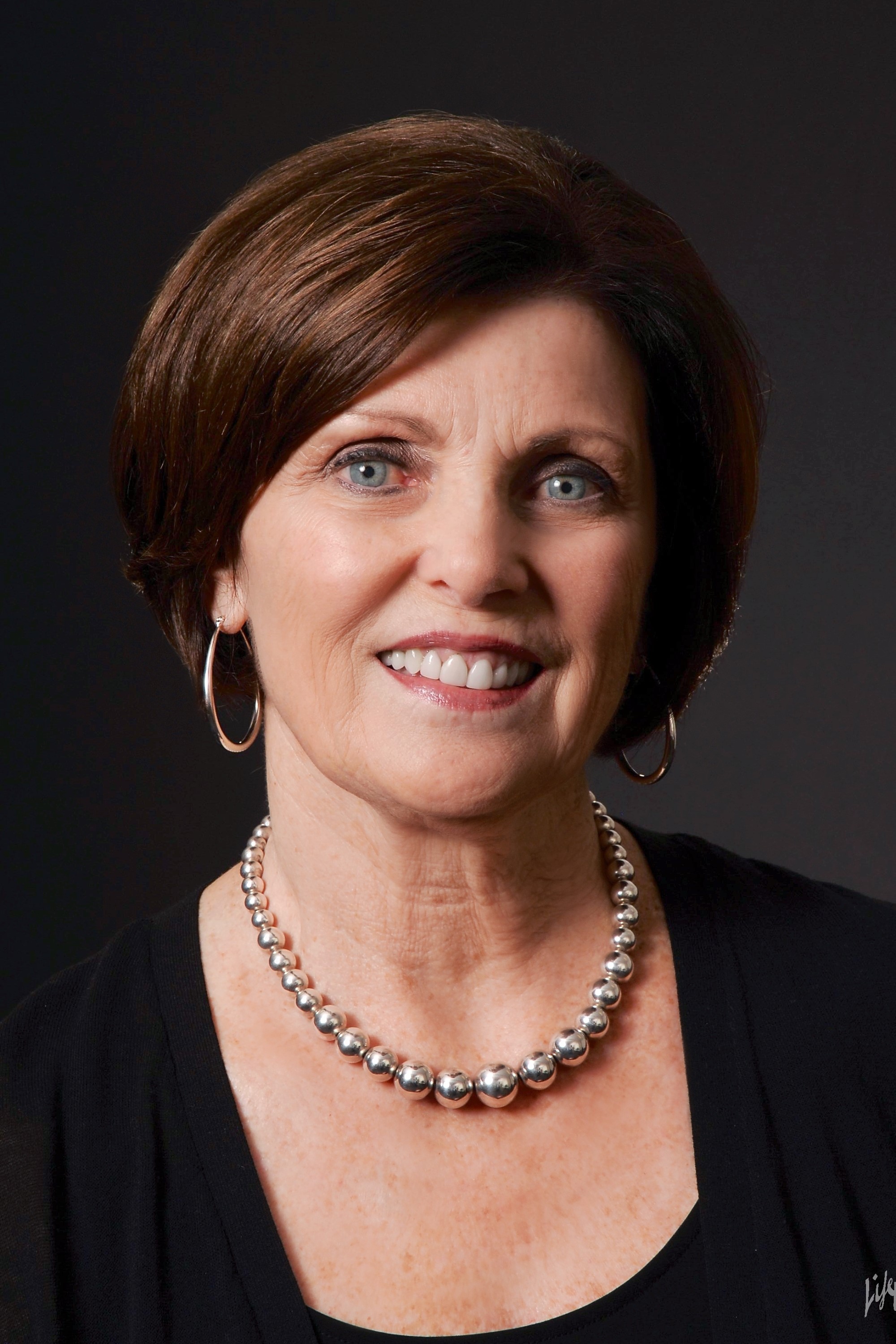 Real Estate Agencies on Kay M  Thomas   Real Estate Agent